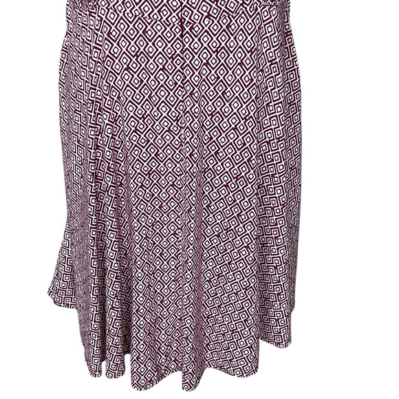 Old Navy Cami Fit & Flare Dress Women’s Size XL Geometric Print Smocked Back - Picture 6 of 8